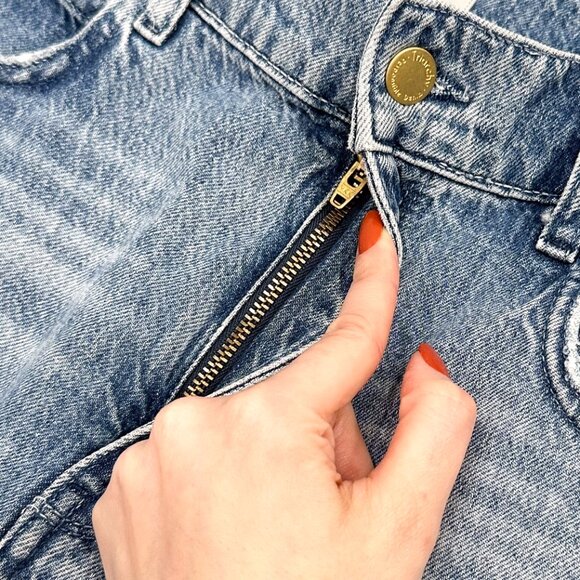 Triarchy Stove Pipe High-Rise Destroyed Distressed Jeans in Light Indigo Denim - Picture 6 of 16